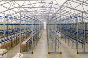 Finest-Hall Factory OÜ toodetud ja paigaldatud PVC hall mõõtudega 30x88m, kõrgusega 6,5m