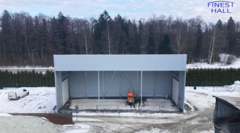 Finest-Hall Factory OÜ toodetud ja paigaldatud varikatus mõõtudega 8x21m, kõrgusega 9,4 meetrit Perasaar OÜ-le.