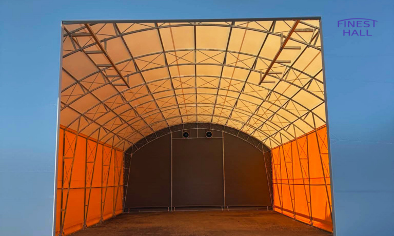 Finest-Hall Factory OÜ toodetud ja paigaldatud PVC hall mõõtudega 10x21m, kõrgusega 4 meetrit Eesti Kalatootjate Keskühistu-le.